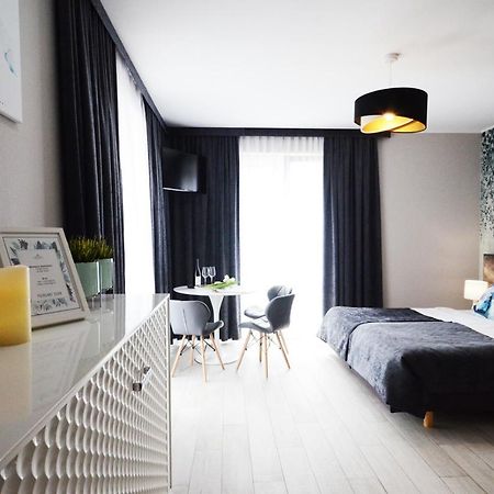 Apartamenty Biala Sowa Czarna Gora Sienna  Exteriör bild