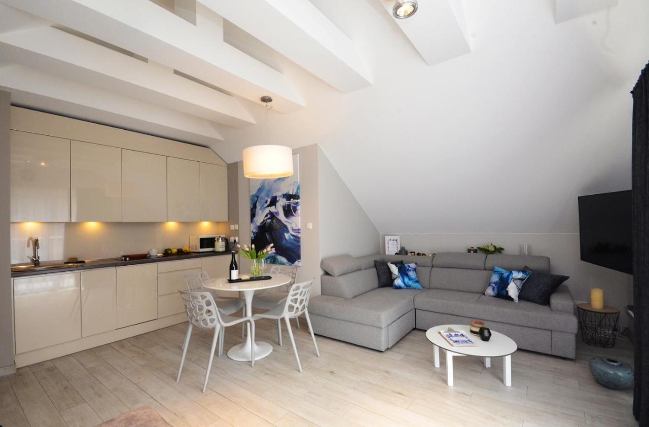 Apartamenty Biala Sowa Czarna Gora Sienna  Exteriör bild