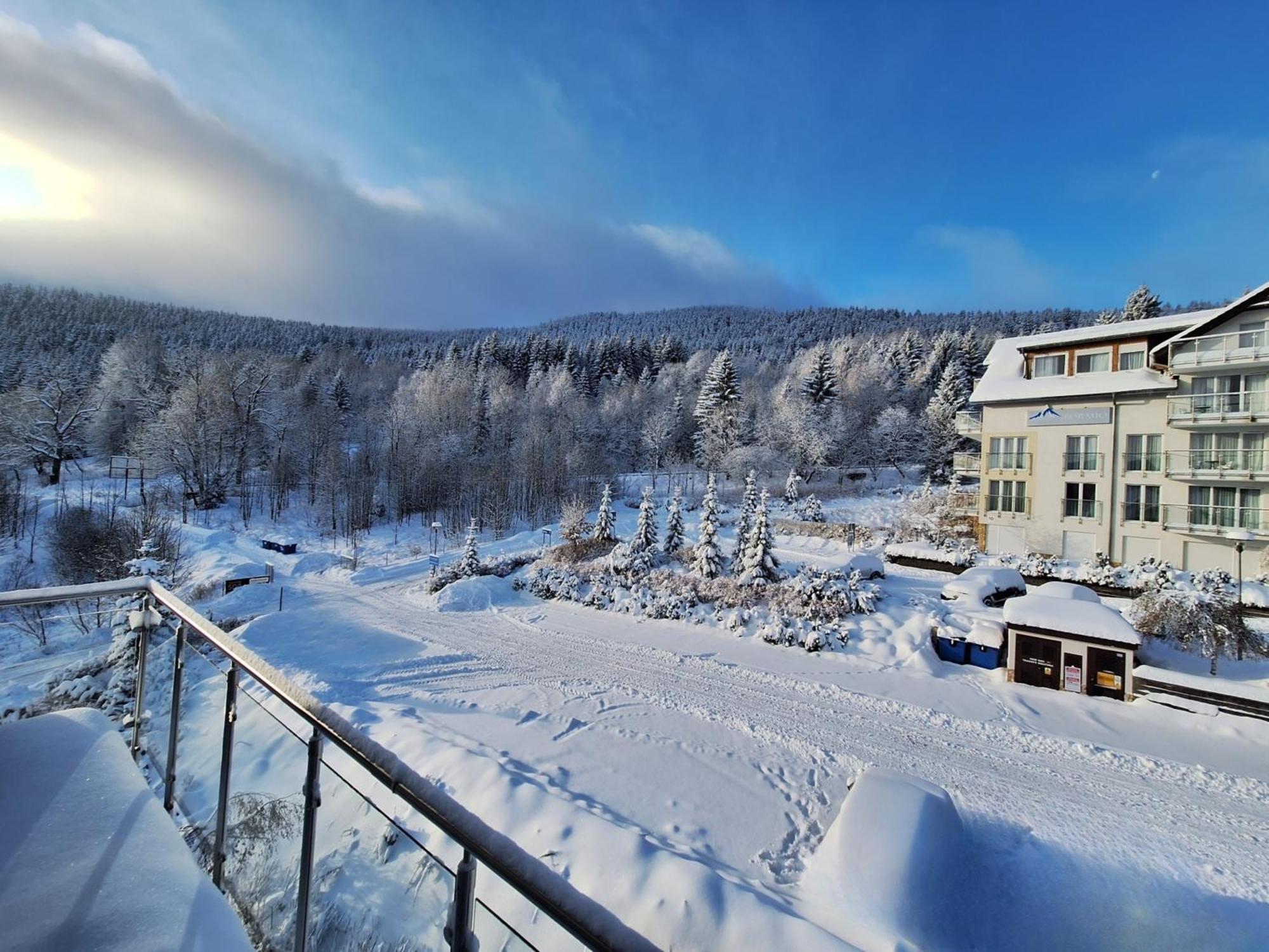 Apartamenty Biala Sowa Czarna Gora Sienna  Exteriör bild